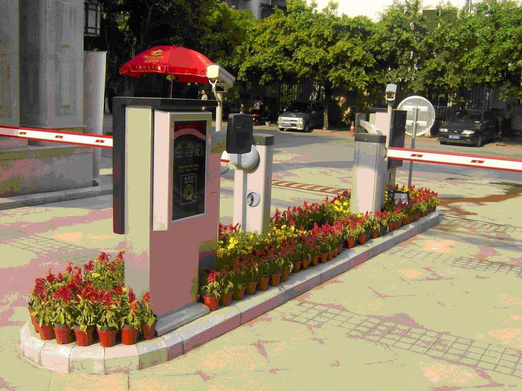 光明小區(qū)停車(chē)場(chǎng)大門(mén)管理系統(tǒng)安裝的重要性是什么