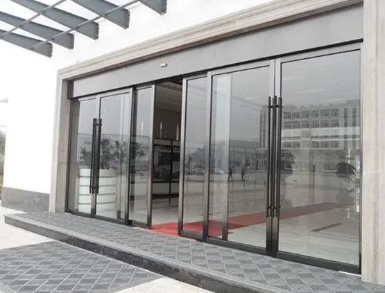 自動玻璃門安裝施工現(xiàn)場常見問題