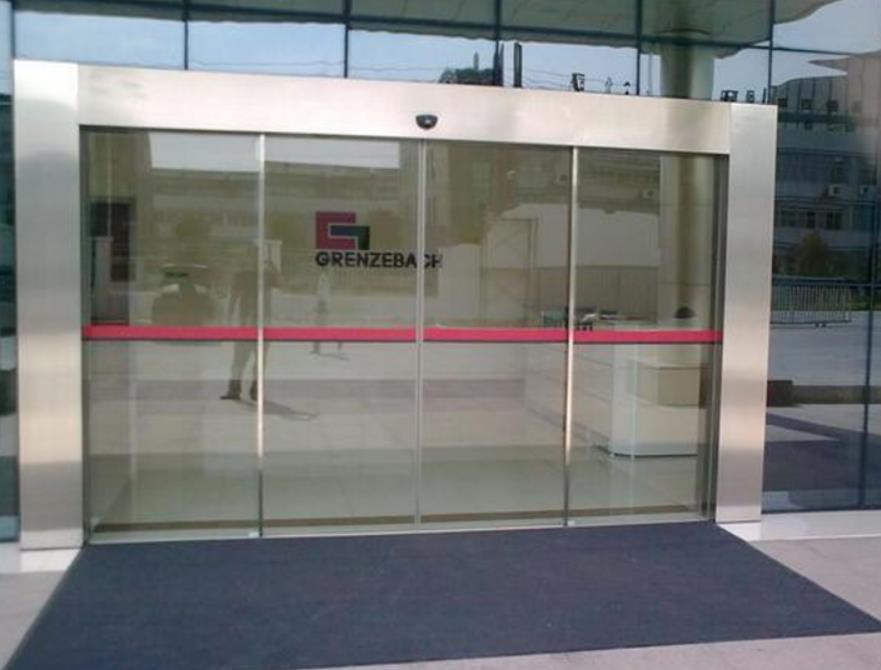 惠州自動(dòng)平移門(mén)的日常維護(hù)與檢查工作非常重要