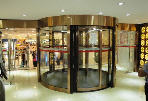 電動(dòng)車庫(kù)門電機(jī)如何選購(gòu)呢？