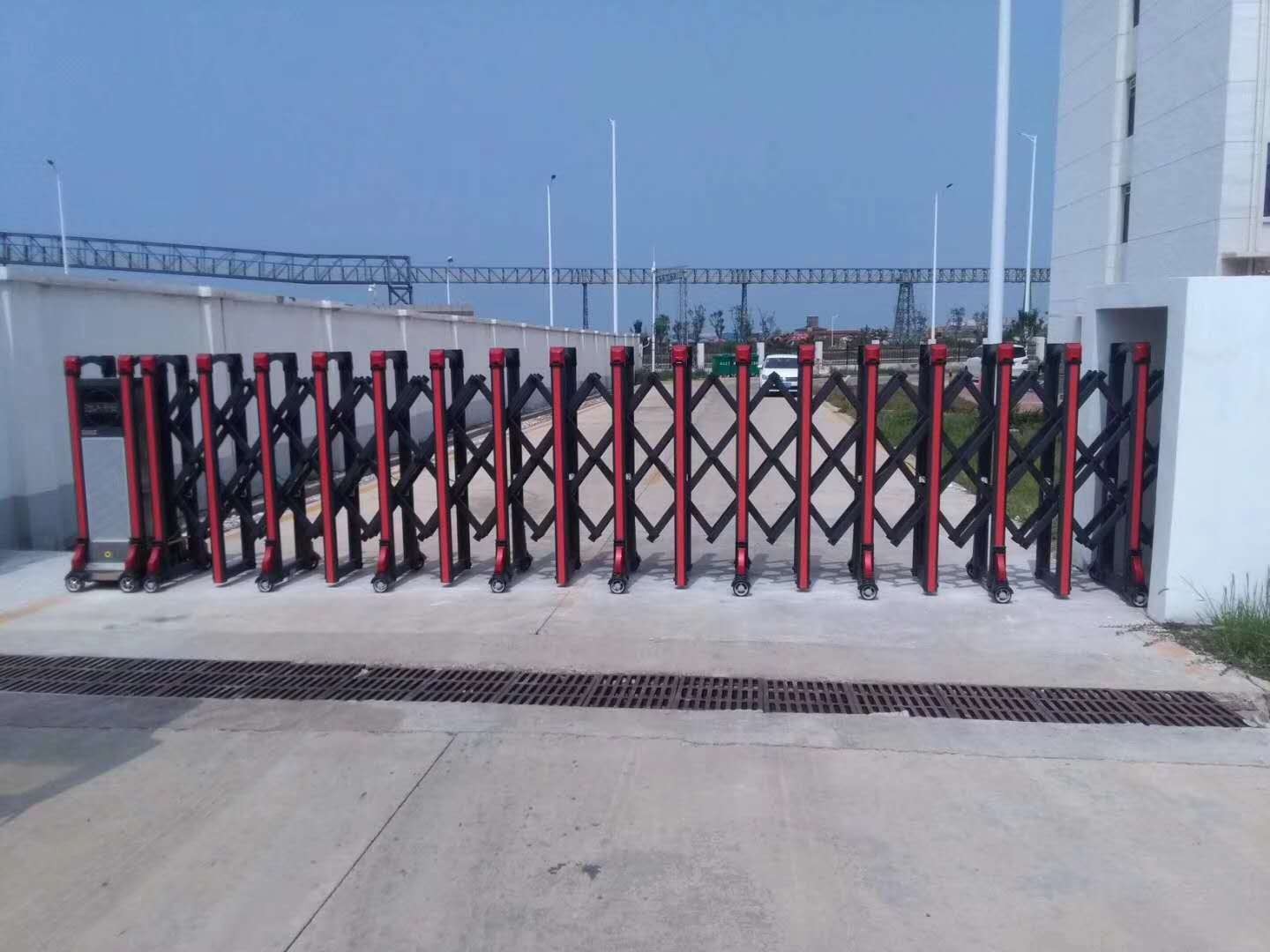 福永伸縮門可以烤漆嗎