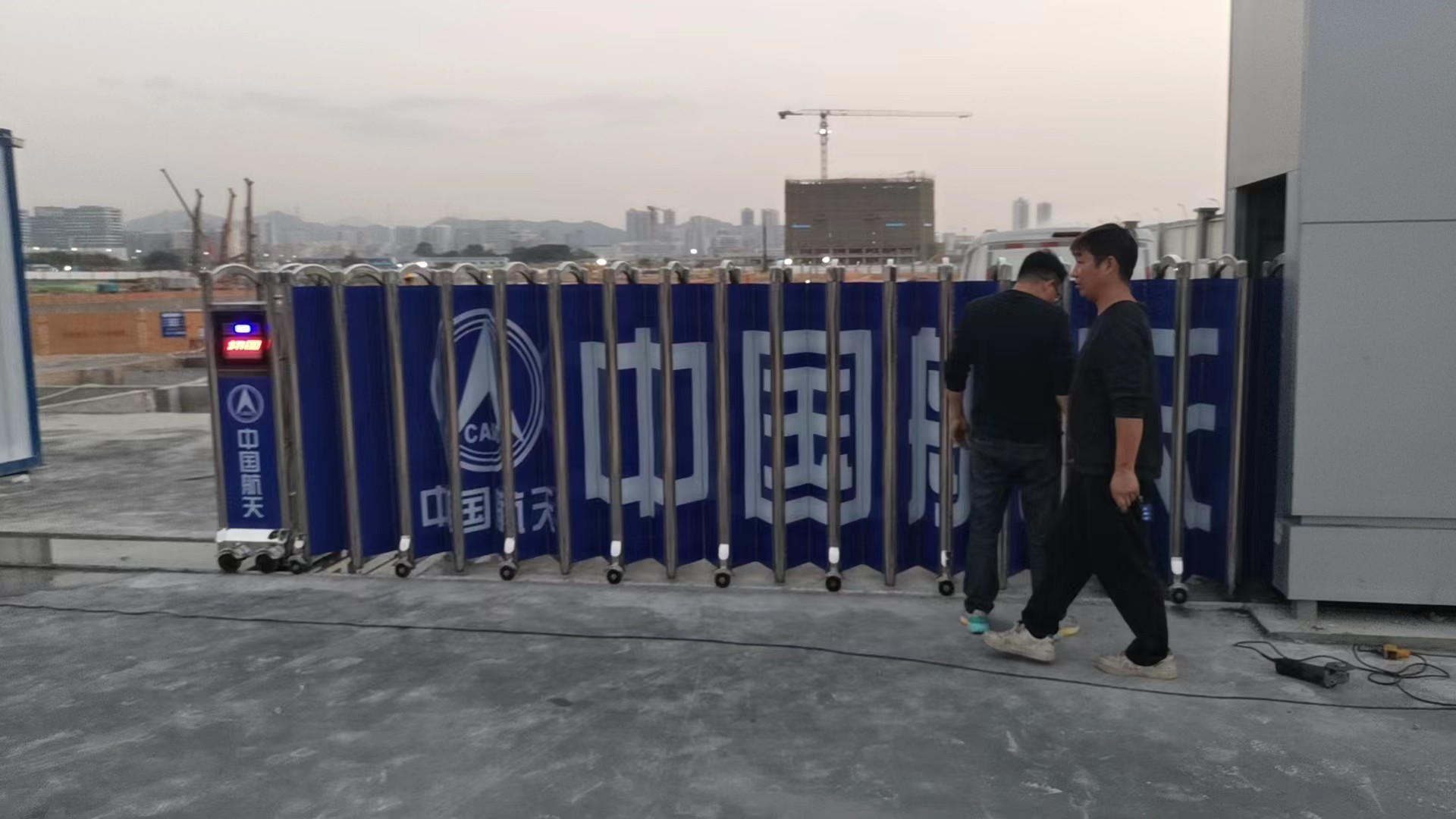 封板伸縮門可以維修嗎？